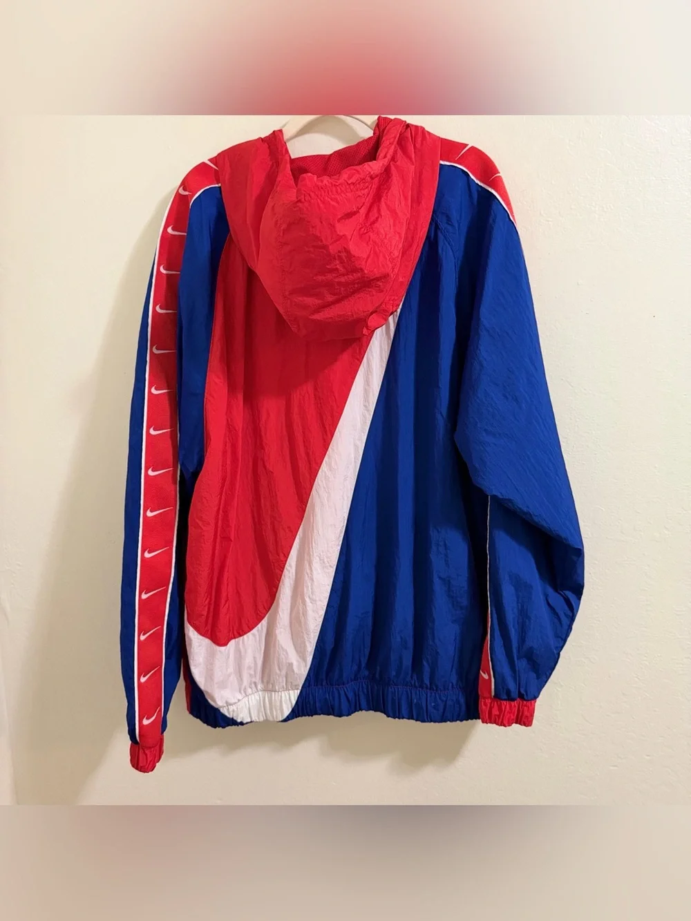 Nike Big Swoosh Anorak Windbreaker Jacket Mens M Colorblock Red Blue VTG Style